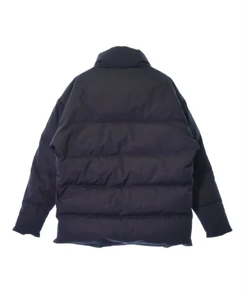 HOLIDAY Down jackets/Vests