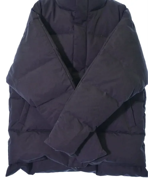 HOLIDAY Down jackets/Vests