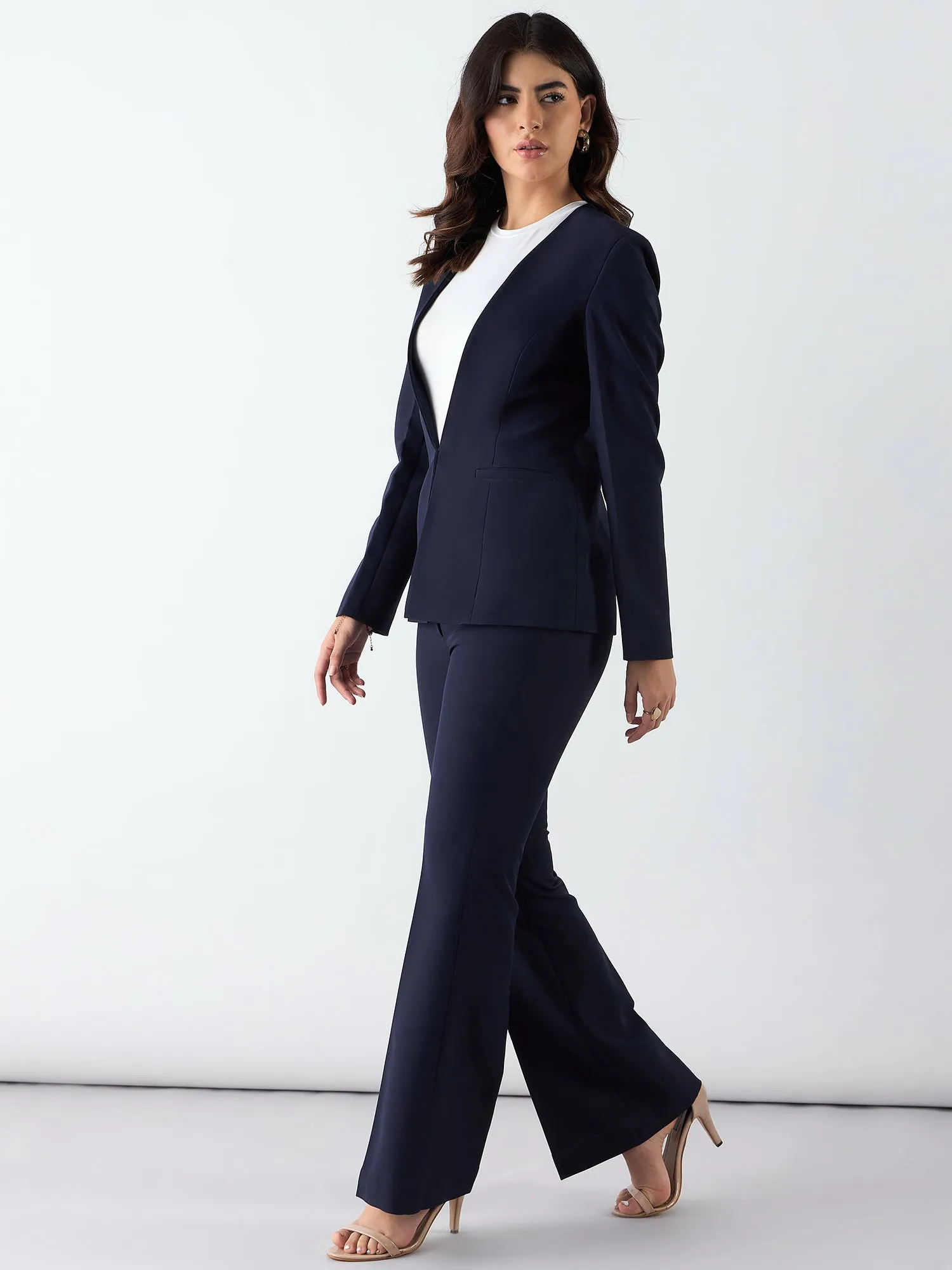 Minimalist Regular Fit Blazer Paired With Trouser In Stretchable Fabric