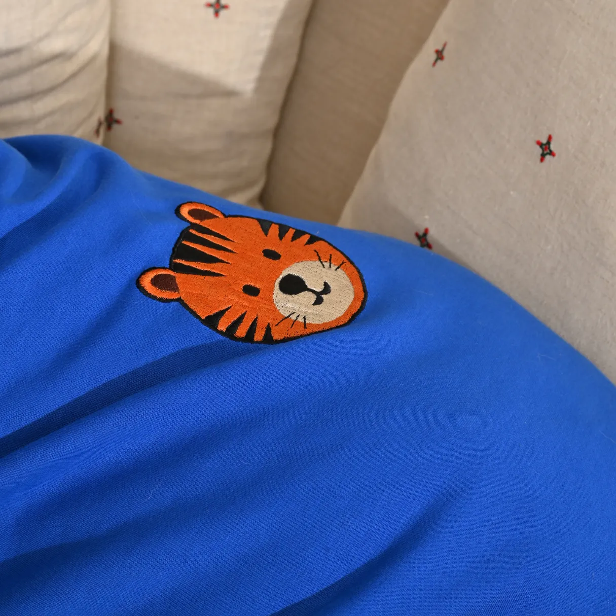 PoochMate Cobalt Tiger Dog Sweatshirt